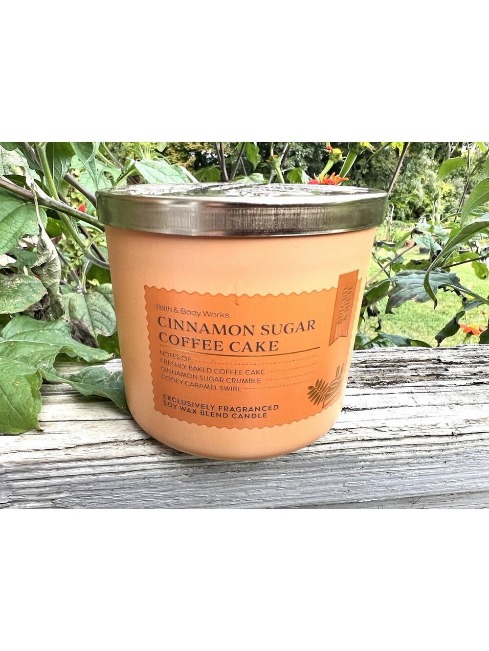 Bath and Body Works Cinnamon Sugar Coffee Cake 3 Wick Candle Lit Once